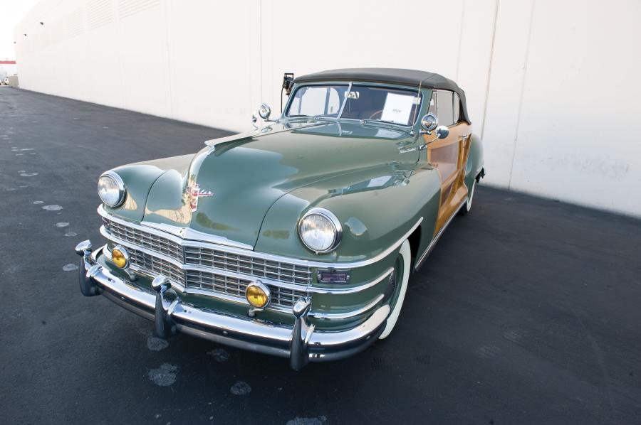  Chrysler Town & Country Convertible 1948 года  (фото 9 из 53)